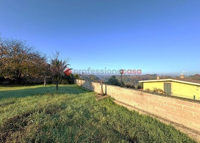 Foto Terreno residenziale in Via Monte Alto 8, Aprilia di 1120 m²