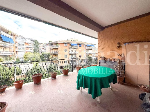 casa indipendente in vendita a Roma in zona Portuense