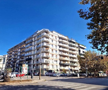 Foto Appartamento in Via Marchese Di Villabianca 111, Palermo di 150 m²