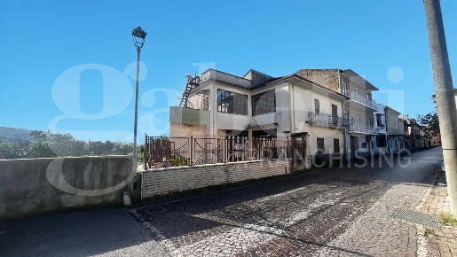 Foto Casa indipendente in Roma, Pastorano di 200 m² con 6 locali in vendita