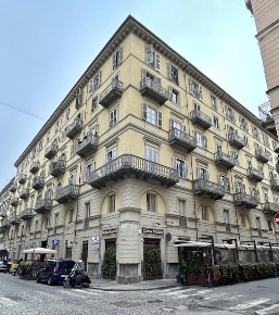 Foto Appartamento in Via MAZZINI 56, Torino Via della Rocca di 140 m²