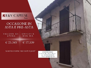 Foto Villa unifamiliare in Via Anselmina, Lauriano Centro di 79 m²