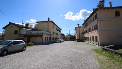 Foto Appartamento in via IV Novembre, Gorizia Centro di 80 m² con 6 locali