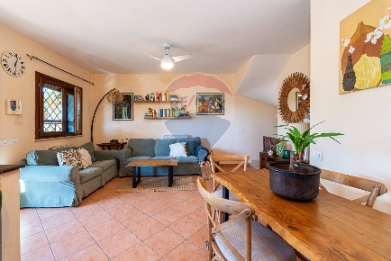 Foto Villa bifamiliare in via bersone, Roma Infernetto di 160 m² in vendita