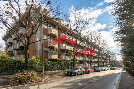 Foto Appartamento in Via Goisis, Bergamo Redona di 69 m² con 2 locali