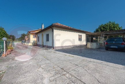 Foto Casa indipendente in Via del Moricino, Ceprano Centro di 130 m²