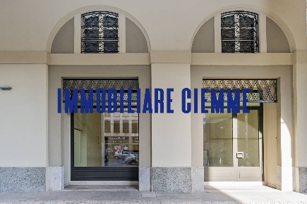Foto Ufficio in CORSO MARTIRI DELLA LIBERAZIONE, Lecco Centro di 38 m²