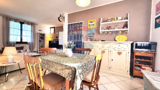 Foto Appartamento in Via Guerrazzi, Cecina di 75 m² con 3 locali in vendita