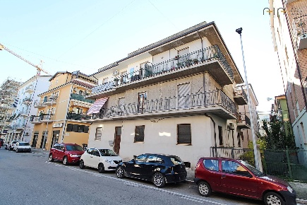 Foto Appartamento in Via Voltattorni, San Benedetto del Tronto di 106 m²