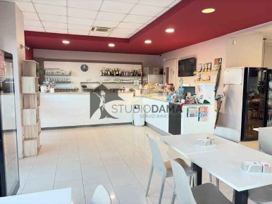 Foto Bar a Calcinato di 200 m² con 3 locali in vendita