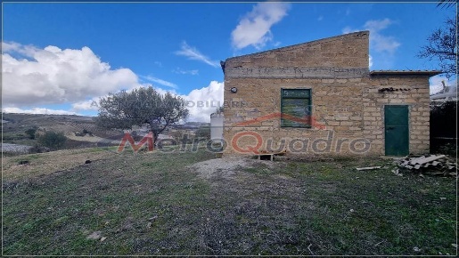 Foto Rustico a Canicattì di 50 m² con 2 locali in vendita