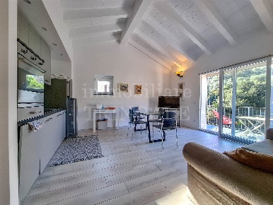 Foto Appartamento a Lerici Pugliola, Solaro di 55 m² con 2 locali
