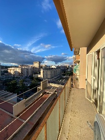 Foto Appartamento in Viale della Regione 54, Caltanissetta Centro di 140 m²