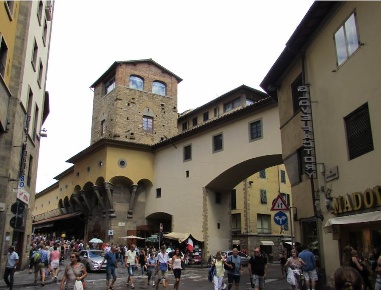 Foto Appartamento in Piazza Santa Felicita, Firenze Ponte Vecchio - Pitti