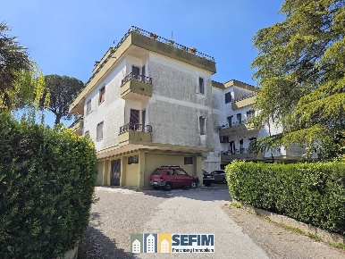 Foto Appartamento in VIA ANTONIO BRANCACCIO, Matera Centro di 250 m²