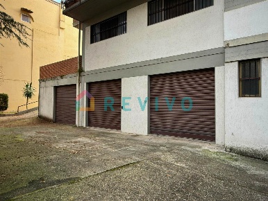 Foto Garage a Firenze Le Cure di 35 m² con 1 locali in affitto