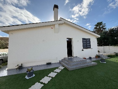 Foto Villa unifamiliare in Contrada San Silvestro, Marsala di 155 m²
