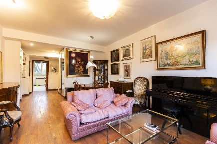 Foto Appartamento in Via Giovanni Verga 15, Cinisello Balsamo di 139 m²