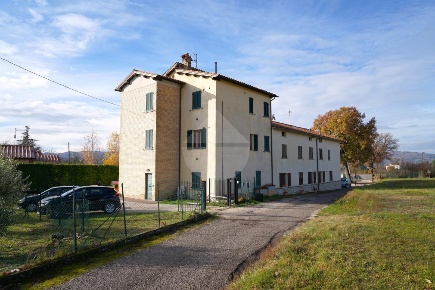 Foto Appartamento in Via Placido Rizzotto, Gubbio di 70 m² con 5 locali