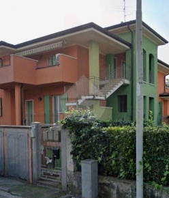 Foto Appartamento in Canossi, Borgosatollo Centro di 74 m² con 3 locali