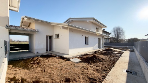 Foto Villa singola a Nuvolera Patuzza di 205 m² con 4 locali in vendita