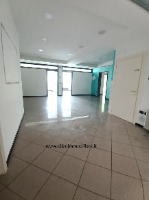 Foto Ufficio in Via Nazario Sauro 162, San Benedetto del Tronto di 83 m²