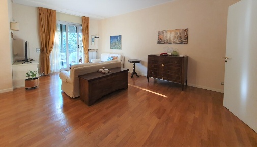Foto Appartamento in MOMPIANO, Brescia Mompiano - Costalunga di 165 m²