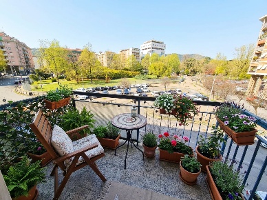 Foto Appartamento in Corso Nazionale, La Spezia di 135 m² con 6 locali