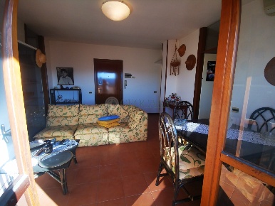 Foto Appartamento a Santo Stefano di Magra Centro di 90 m² con 4 locali