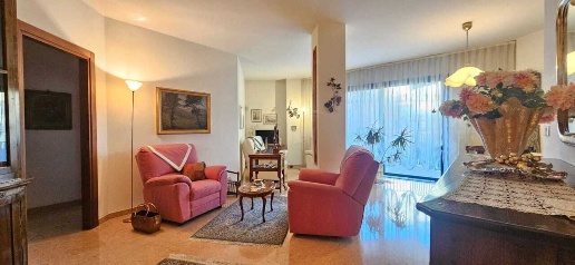 Foto Appartamento a Brescia Loggia - Garibaldi di 146 m² con 3 locali