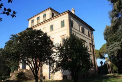 Foto Villa unifamiliare in Via XX Settembre, Porto Sant'Elpidio Centro