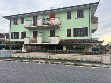 Foto Appartamento a Chiesina Uzzanese di 81 m² con 4 locali in vendita