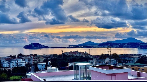 Foto Appartamento a Pozzuoli di 80 m² con 3 locali in affitto