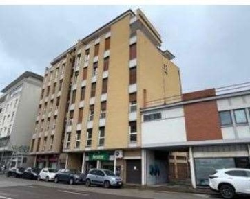 Foto Appartamento in Viale Milano, Vicenza Centro Storico di 243 m²