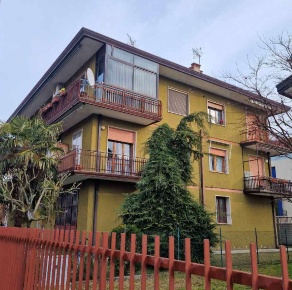 Foto Appartamento in Via Monsignore Giuseppe Bellini, Fossò Centro all'asta