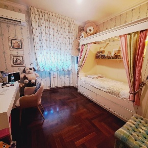 Foto Appartamento in Viale Europa, Bari di 150 m² con 4 locali in vendita