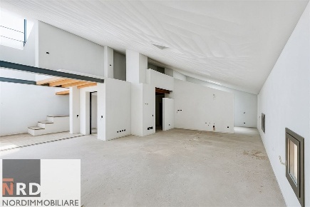 Foto Appartamento in via Chiassi, Mantova Centro di 100 m² con 3 locali