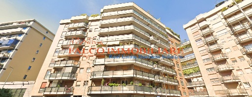 Foto Appartamento in Via degli Zuccaro, Milano Giambellino di 127 m²