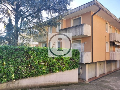 Foto Box a Abano Terme Centro di 16 m² in affitto