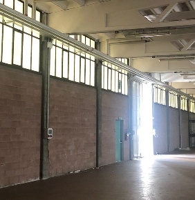 Foto Capannone industriale a Mariano Comense Centro di 2800 m² in vendita