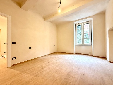 Foto Appartamento a Massa Centro di 50 m² con 3 locali in vendita