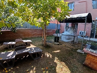 Foto Casa indipendente a Colle di Val d'Elsa Abbadia, Campolungo di 100 m²