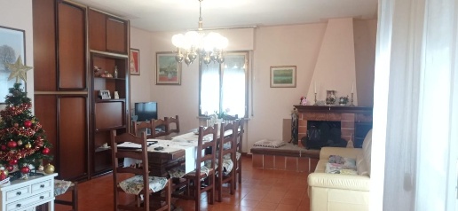 Foto Appartamento a Fucecchio Centro di 120 m² con 4 locali in vendita