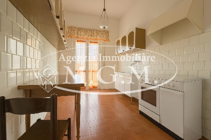 Foto Appartamento a Pontedera Centro di 100 m² con 5 locali in vendita