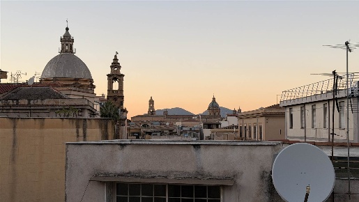 Foto Appartamento in cortile pensabene, Palermo Oreto - Perez di 97 m²