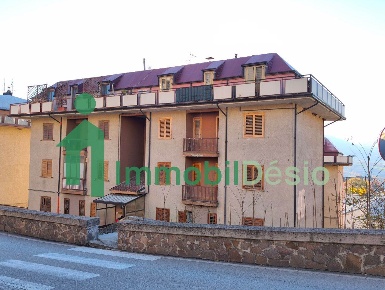 Foto Attico a Tito Centro di 115 m² con 6 locali in vendita