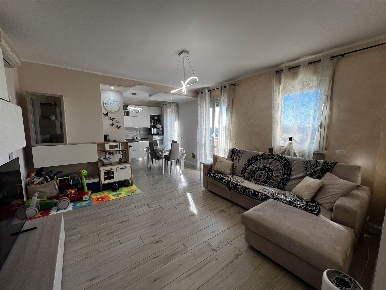 Foto Appartamento in VIA STATUTO  25, Busto Garolfo Centro di 92 m²