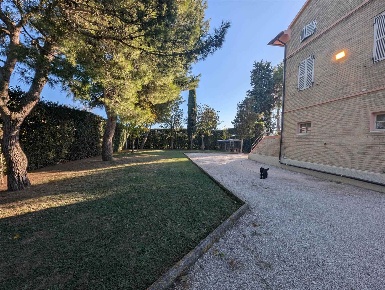 Foto Case semi ndipendenti in CONTRADA PIANE CHIENTI 26, Civitanova Marche