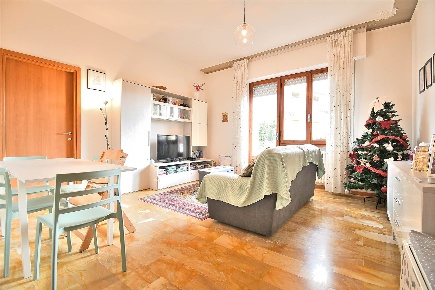 Foto Appartamento in Via Mentana, Siena Cavour - Mentana di 109 m²
