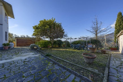 Foto Appartamento in Via Bolognese, Firenze Bolognese di 130 m² in vendita